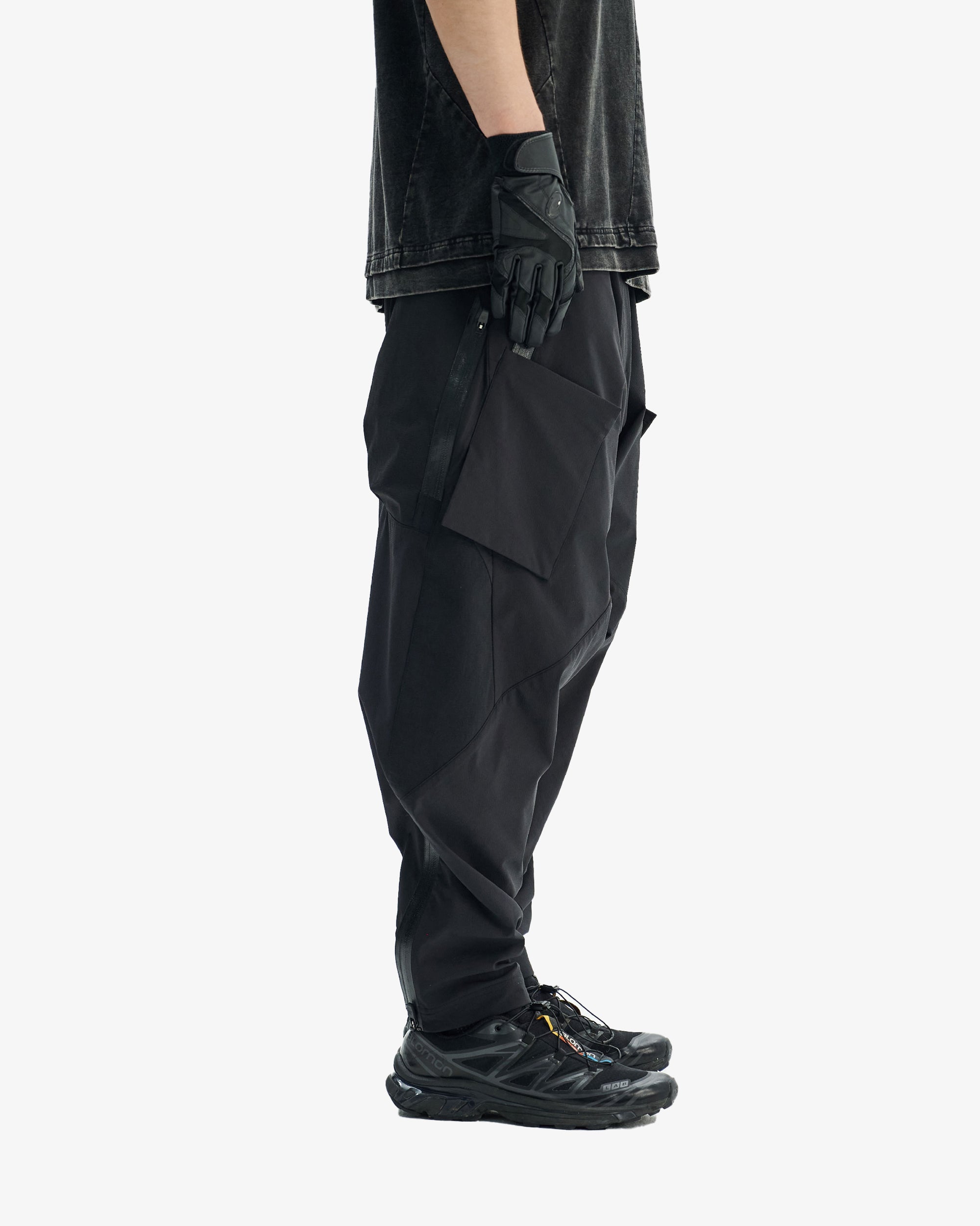 121R1 Drop-Crotch Water Repellent Trousers