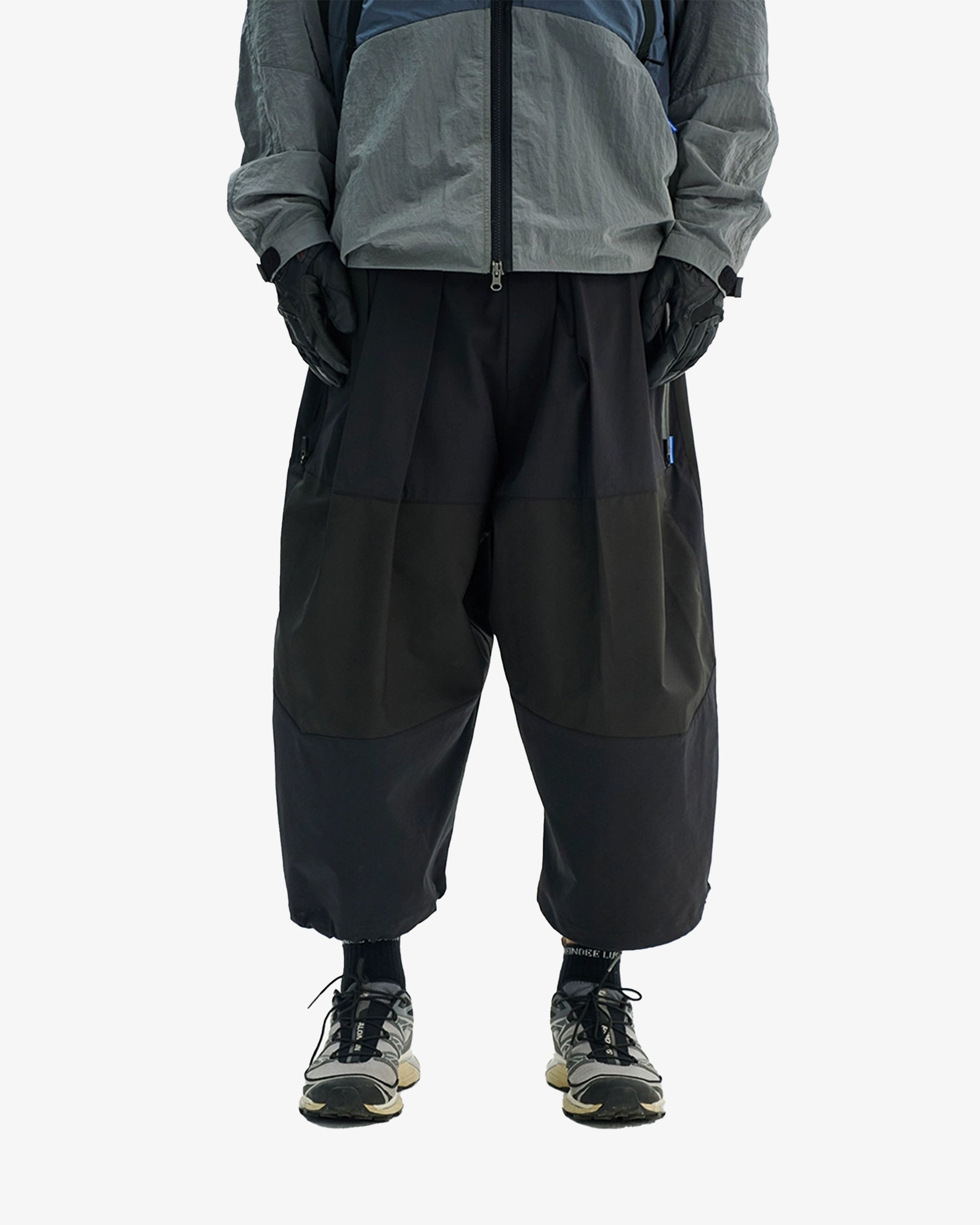 Loose Wide Leg Technical Water Repellent Cropped Pants